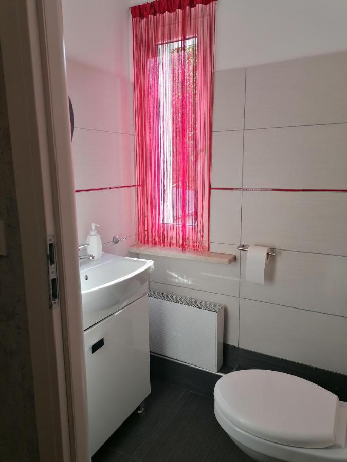Apartament Kot I Pies Miedzyzdroje Buitenkant foto